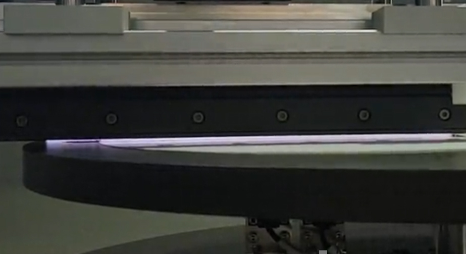 DBD宽幅WWW.麻豆.COM清洗机材料表面改性原理