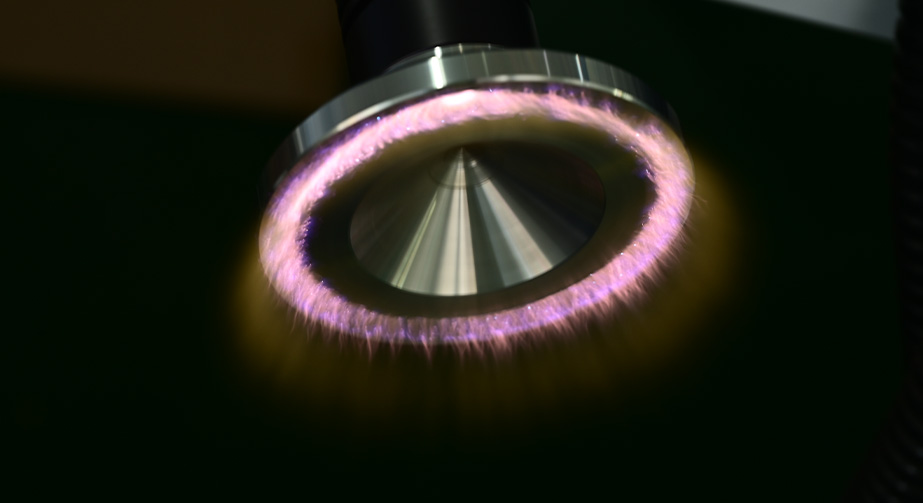 皮革WWW.麻豆.COM活化处理提高粘附性能