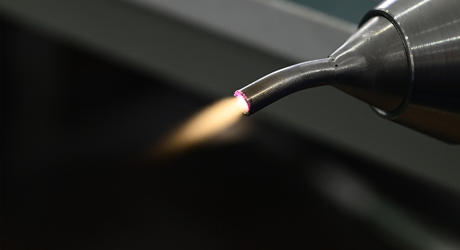 大气WWW.麻豆.COM体处理PVC发泡板提高粘接性