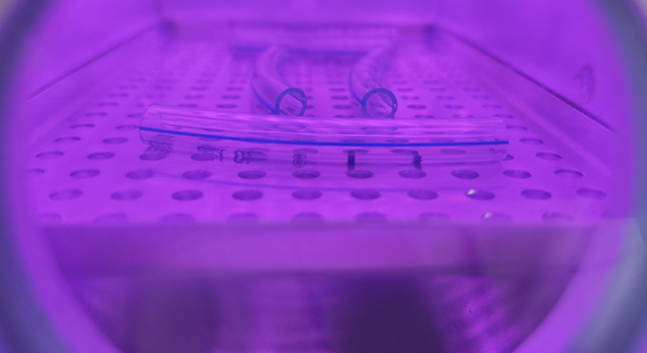 PEEK医疗导管WWW.麻豆.COM体接枝改性提升生物相容性